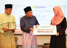 Perangsang Selangor agih zakat 19Jun17 2