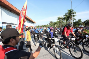 kayuhan amal perangsang selangor santuni masyarakat asnaf 4