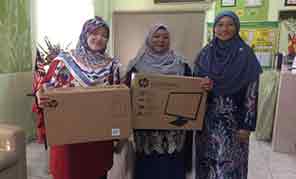 Contribution Of Four Dekstop Computer To Smk Seksyen 18, Shah Alam