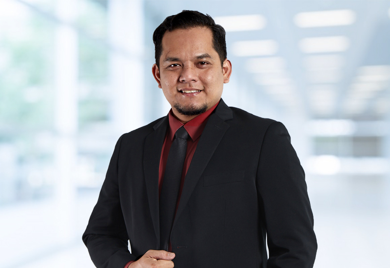 Encik Iqzuan Bin Idris